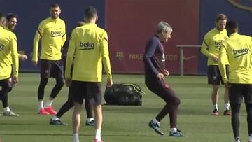 Buen ambiente en la última sesión del Barça: risas de Messi con Alba y ejercicios de Setién