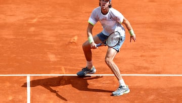 Roquebrune Cap Martin (France), 13/04/2023.- Nicolas Jarry of Chile in action during his third round match against Stefanos Tsitsipas of Greece at the Monte-Carlo Rolex Masters tournament in Roquebrune Cap Martin, France, 13 April 2023. (Tenis, Francia, Grecia) EFE/EPA/SEBASTIEN NOGIER
