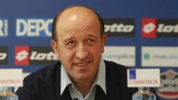 Lotina: "La Real es una de las revelaciones de la Liga"