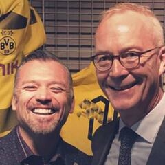 José Luis Higuera visita al Borussia Dortmund