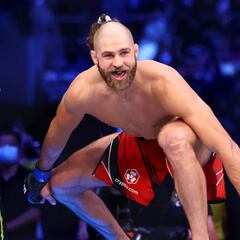 Se hacen oficiales los primeros combates de UFC 300