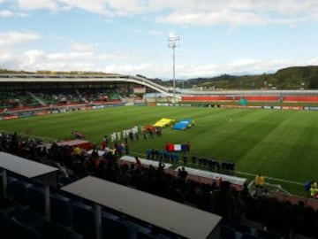 En Puerto Montt (Francia vs Nueva Zelanda) se disputó el partido más austral en la historia de los mundiales de la FIFA.