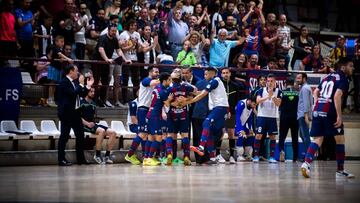 ¡Primer sorpresón en playoffs! El Levante tumba al Barça
