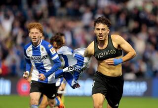 Rafa toca las Palmas en el 93′