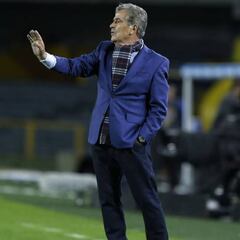 Jorge Luis Pinto: "Los goles que recibimos fueron vergonzosos"