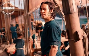 The young version of Isildur in The Rings of Power, many years before his confrontation with Sauron.