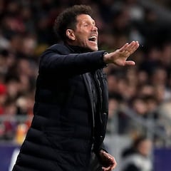 Simeone podrá sentarse en el banquillo al haber prescrito la sanción que tenía de 2014
