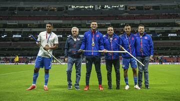  Cruz azul realiza homenaje a sus medallistas ol&iacute;mpicos