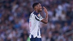 Martial firma su primer gol en México