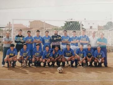 Plantilla del Don Álvaro de principios de los años 90, la otra época dorada del club.