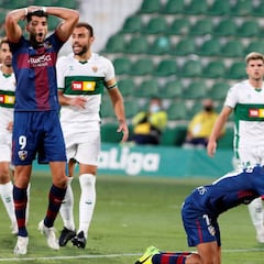 Edgar Badía frena a un Huesca pelado con el gol