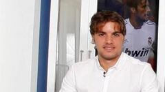 Definitivo: Pedro León se queda en la plantilla