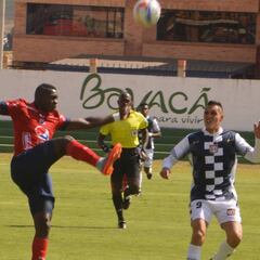 Medellín retoma el liderato con victoria en el final a Chicó