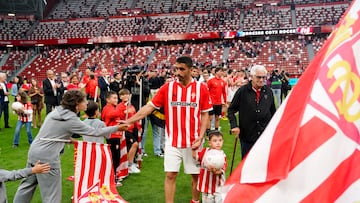 El homenaje en la despedida de Cote del Sporting.