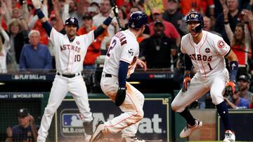 HOUSTON, TX - OCTOBER 29: Alex Bregman #2 of the Houston Astros celebrates after scoring on a double by Jose Altuve #27 (not pictured) during the seventh inning against the Los Angeles Dodgers in game five of the 2017 World Series at Minute Maid Park on October 29, 2017 in Houston, Texas. Jamie Squire/Getty Images/AFP
== FOR NEWSPAPERS, INTERNET, TELCOS & TELEVISION USE ONLY ==