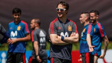 Lopetegui solo dejó ver 15' de un entrenamiento sin los titulares