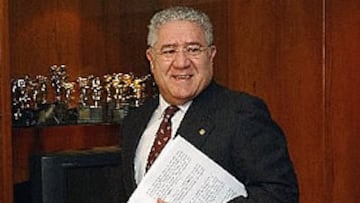 <B>SU SEGUNDO INTENTO</B>. Bassat fue rival de Gaspart en las pasadas elecciones, celebradas el 23 de julio de 2000, cuando éste obtuvo los votos de 25.181 socios frente a los 19.791 que apostaron por el cambio liderado por el
publicista.