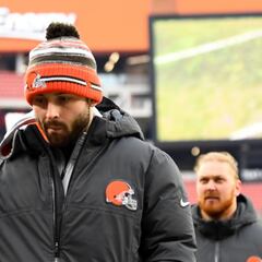Browns' Mayfield has "no clue what happens next" amid Watson talk
