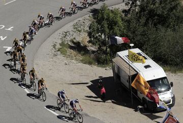 La etapa 4 del Tour de Francia terminó con un final emocionante en alta montaña. El corredor del Jumbo-Visma, Primoz Roglic, se impuso en los últimos metros. Nairo Quintana fue el mejor colombiano al terminar cuarto. Miguel Ángel López fue sexto y Egan Bernal séptimo 