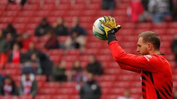 Jan Oblak en el calentamiento previo al Atlético-Leganés del pasado domingo, cuando alcanzó los 236 partidos con el club rojiblanco.