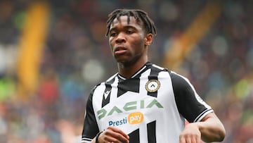 UDINE, ITALY - APRIL 08: Destiny Udogie of Udinese Calcio looks on during the Serie A match between Udinese Calcio and AC Monza at Dacia Arena on April 08, 2023 in Udine, Italy. (Photo by Emmanuele Ciancaglini/Getty Images)