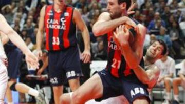 Vladimir Golubovic durante su etapa en el Caja Laboral.