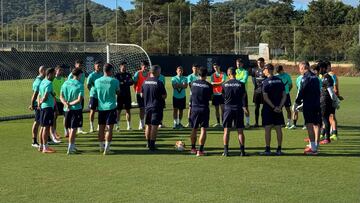 El cuadro albinegro busca su primera victoria a domicilio de la temporada.