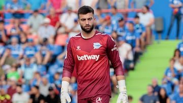 GETAFE, MADRID, SPAIN - 2019/08/31: Antonio Sivera of Deportivo Alaves in action during the La Liga match between Getafe CF and Deportivo Alaves at Colisseum Alfonso Perez.
(Final score: Getafe CF 1-1 Deportivo Alaves). (Photo by Legan P. Mace/SOPA Images/LightRocket via Getty Images)