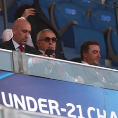 Rubiales: "Este equipazo se lo merece todo; sólo queda un paso"