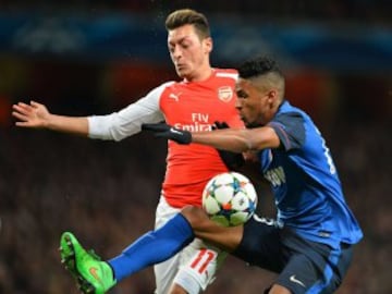 Arsenal y Alexis Sánchez enfrentaron a Champions League.