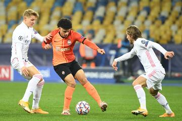 Taison, Odegaard y Modric.