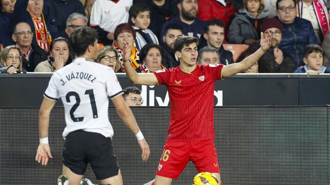 El Nápoles ofrece 15 millones por Juanlu; el Sevilla quiere más