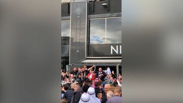 Los hooligans del Newcastle ya tienen nuevo cántico y sí, es ofensivo a más no poder