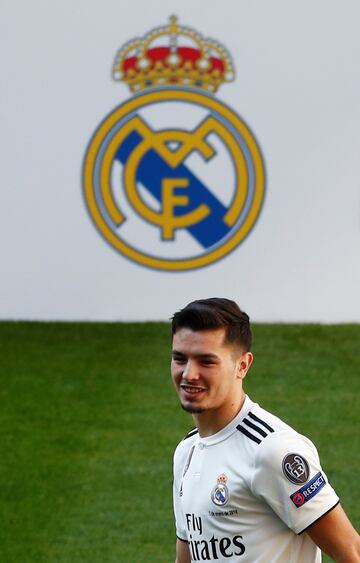 Brahim Díaz pisó por primera vez el césped del Bernabéu.