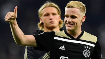 Van de Beek: PSG join chase for Ajax star