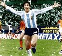 Kempes: "Es imposible que Messi gane el Mundial él solo"