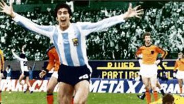 Mario Alberto Kempes tras anotar su gol en la final ante Holanda.