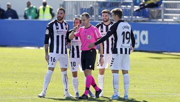 11/10/20 PARTIDO SEGUNDA DIVISION
FUENLABRADA - CASTELLON
GOROSTEGUI FERNANDEZ ORTEGA ARBITRO
PROTESTAS GALVEZ RUBEN DIEZ SATRUSTEGUI SEÃE