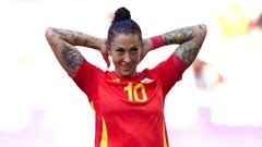 Jenni, fulminada; entra Esther