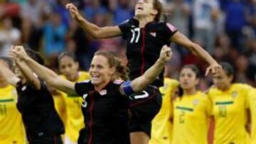 Los penaltis llevan a Estados Unidos a las semis