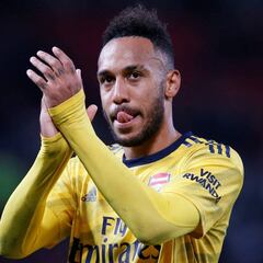 "Aubameyang estará feliz con su dinero pero ve la Champions por TV"