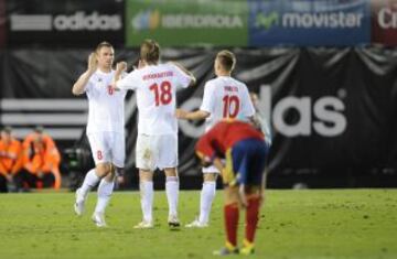 Clasificación mundial 2014. España-Bielorrusia. 2-1. Kornilenko celebra el primer tanto.