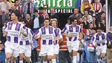 ENFADO. El arbitraje de Pérez Lasa en el Mazanares no ha gustado.