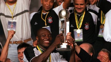 Freddy Rinc&oacute;n campe&oacute;n del mundo con Corinthians 