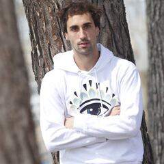 "Me siento muy identificado con Víctor; me transmite confianza"