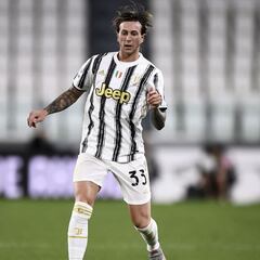 El brote de Italia se alarga: Bernardeschi, positivo