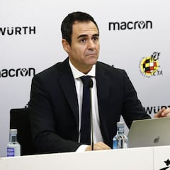 Revuelo entre la afición del Atlético con Velasco Carballo