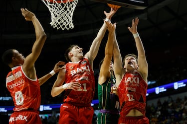 El Unicaja hace los deberes antes del parón