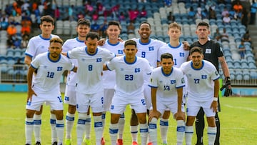 El Salvador golea y Honduras mantiene paso perfecto en las Eliminatorias de Concacaf