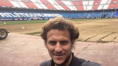 Forlán enseña el cambio del Calderón después del adiós